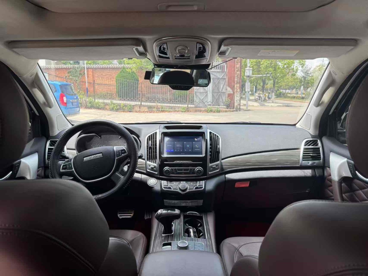 哈弗 H9  2020款 2.0T 汽油四驅(qū)豪華型 7座圖片