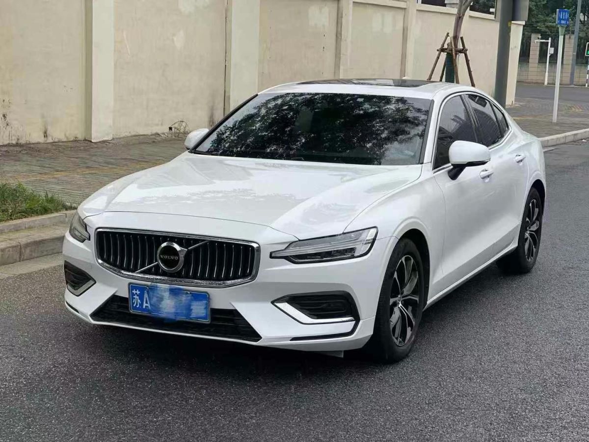 沃爾沃 S60L  2021款 T4 智遠(yuǎn)豪華版圖片