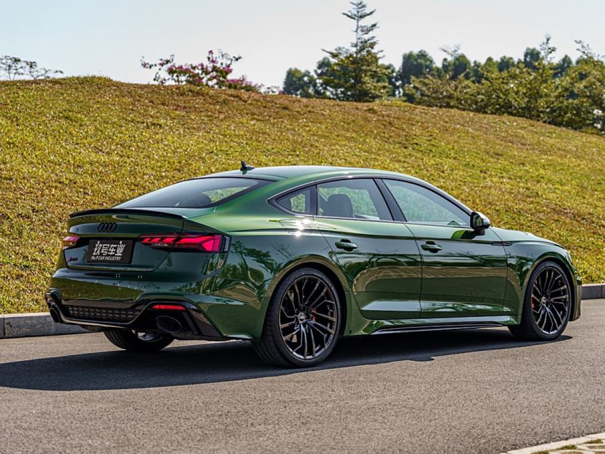 奧迪 奧迪RS 5  2021款 RS5 Sportback 黑曜版圖片