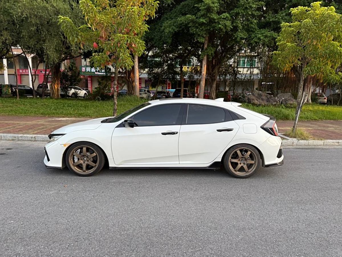 本田 思域  2021款 HATCHBACK 220TURBO CVT新銳控圖片