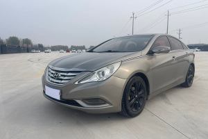 索纳塔 现代 2.0L 自动领先版