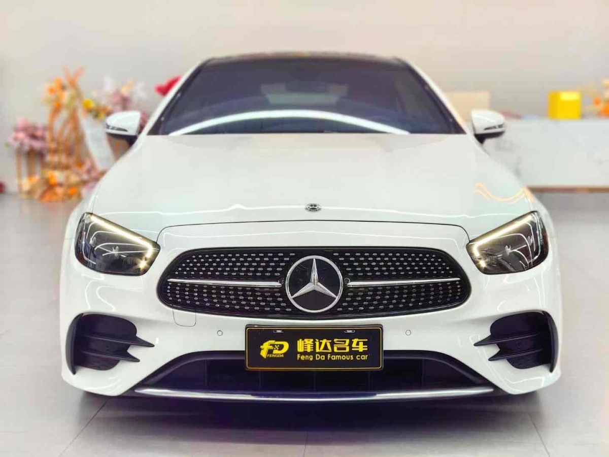 奔馳 奔馳E級(jí)  2021款 改款 E 260 轎跑車圖片