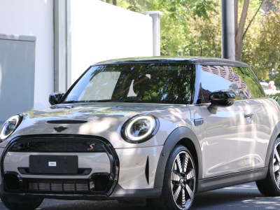 2022年11月 MINI MINI 改款 2.0T COOPER S 艺术家图片