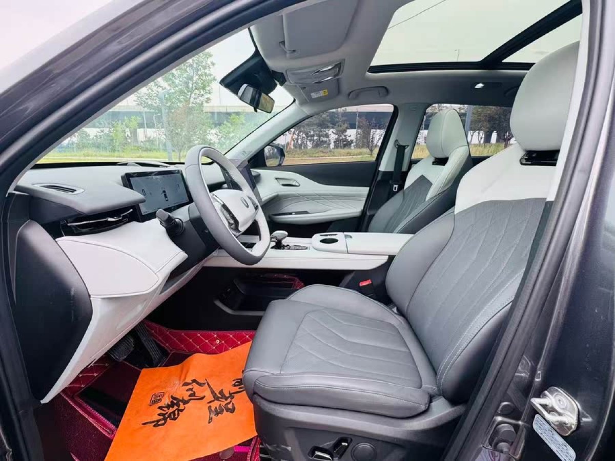 長(zhǎng)安 長(zhǎng)安UNI-Z新能源  2024款 藍(lán)鯨智電iDD 125km 超越型圖片