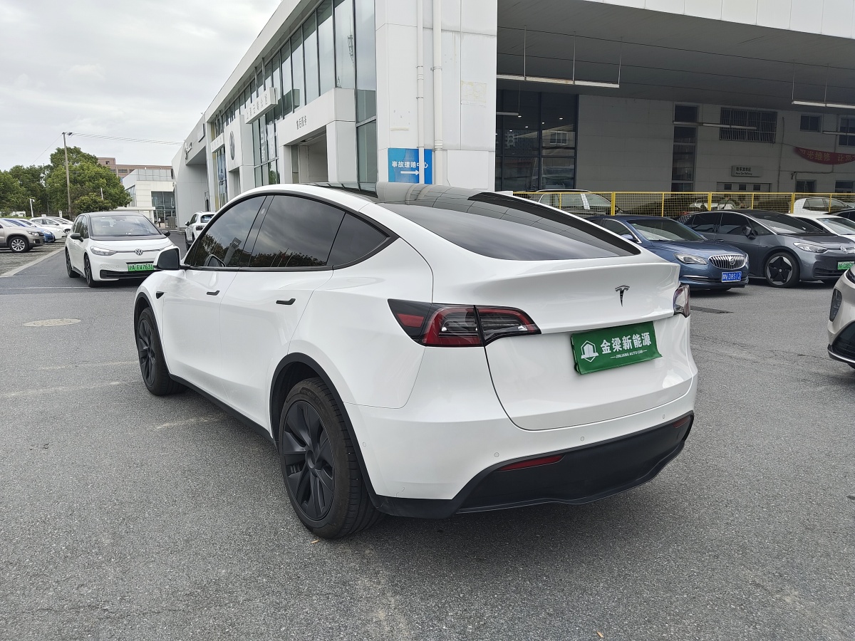 特斯拉 Model Y  2023款 長(zhǎng)續(xù)航煥新版 雙電機(jī)全輪驅(qū)動(dòng)圖片