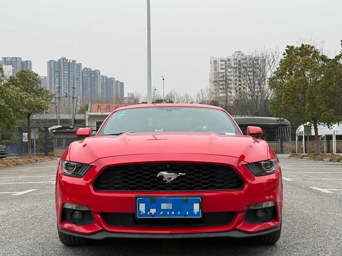 福特 Mustang  2017款 2.3T 運(yùn)動(dòng)版圖片