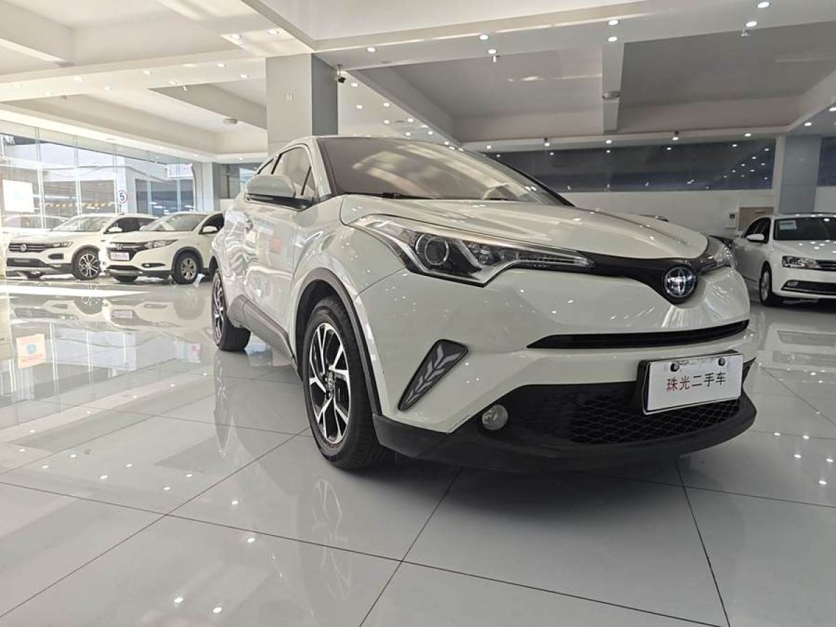 2019年3月豐田 C-HR  2018款 2.0L 領(lǐng)先版 國VI