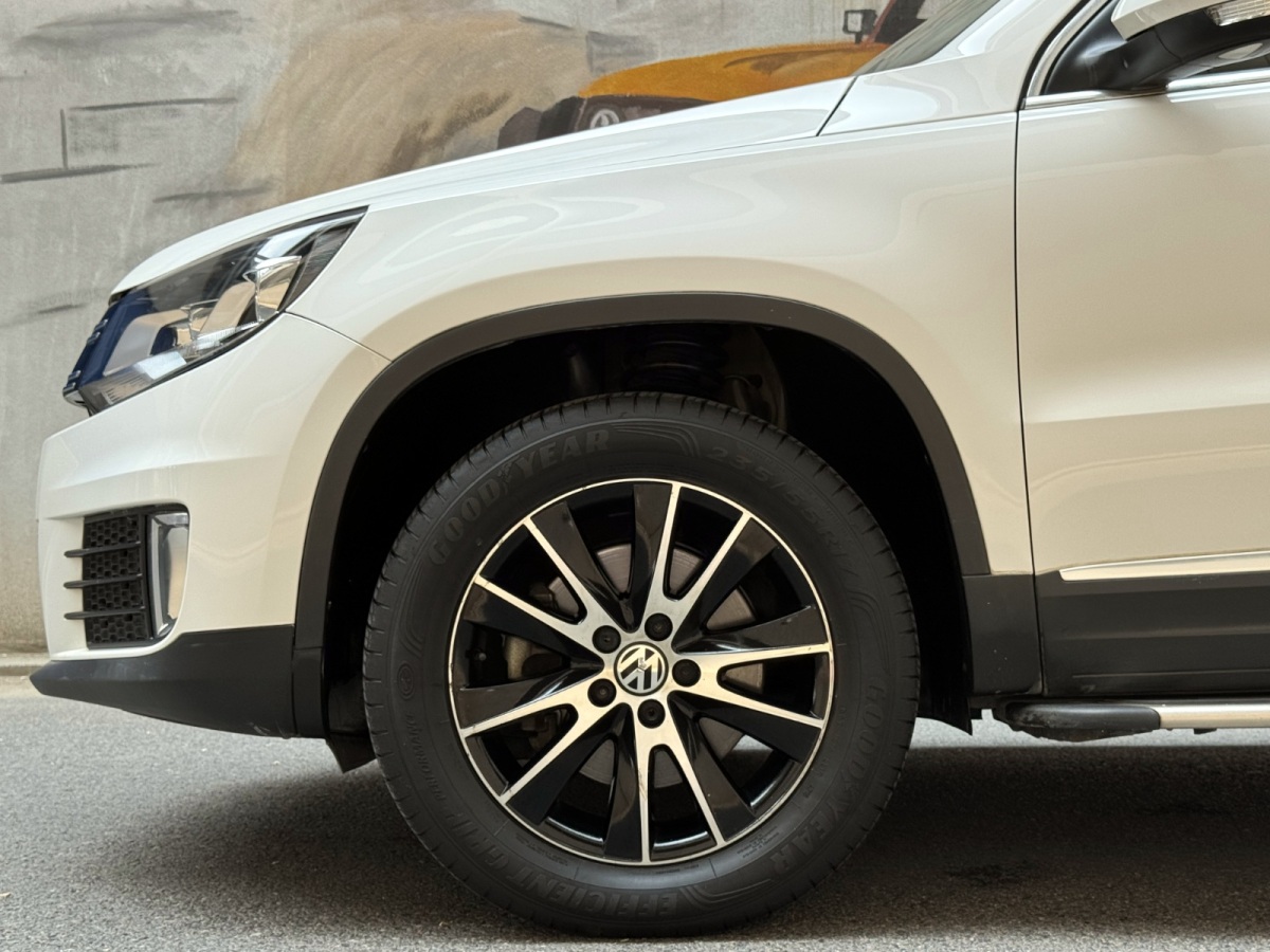 大眾 途觀  2015款 1.8TSI 自動(dòng)四驅(qū)舒適版圖片