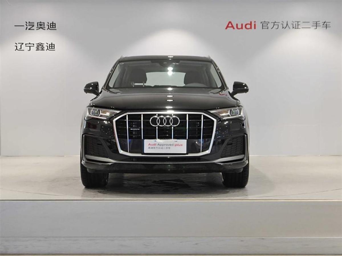 奧迪 奧迪Q7  2024款 55 TFSI quattro S line運(yùn)動(dòng)型圖片