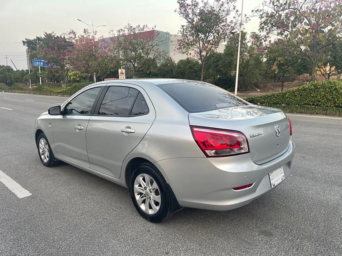 寶駿 630  2013款 1.5L 手動舒適型圖片