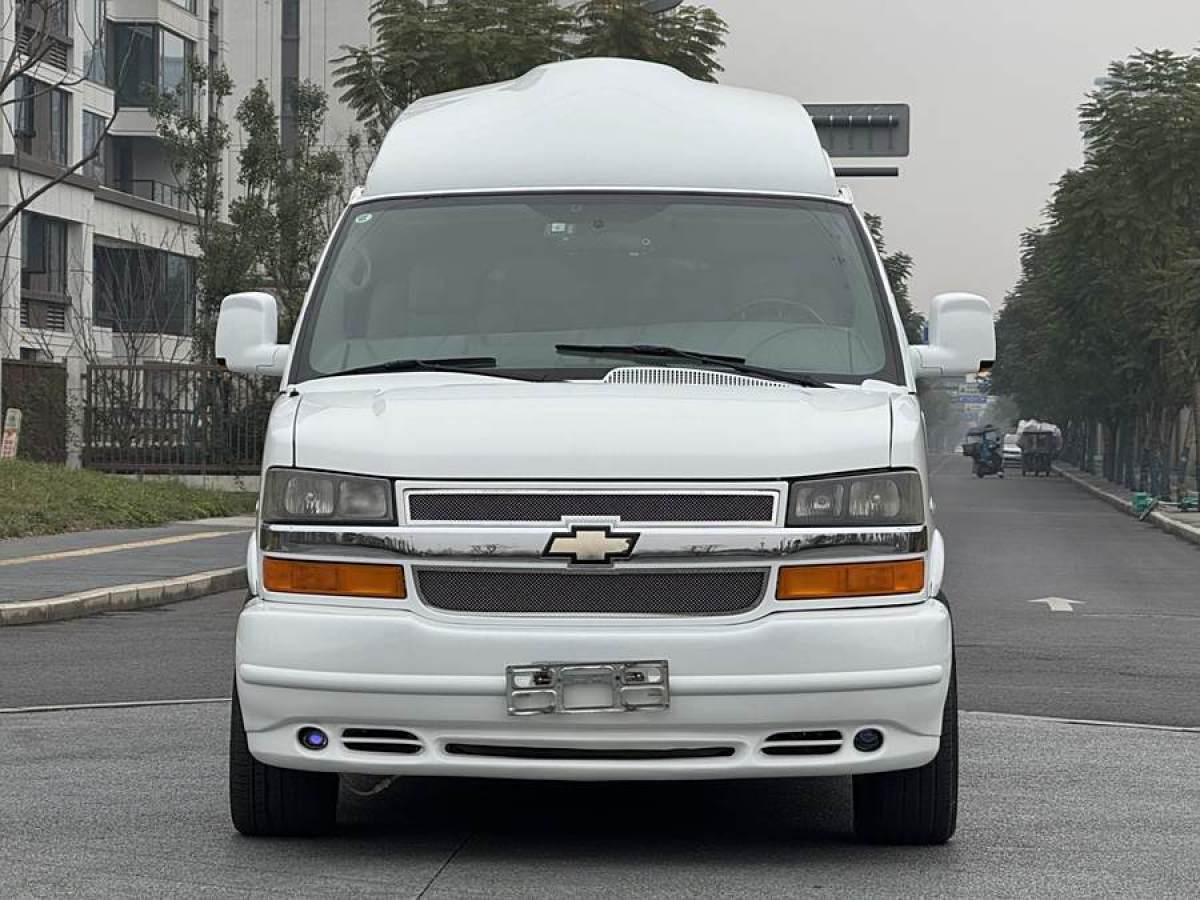 GMC SAVANA  2011款 6.0L 商務(wù)之星7座圖片