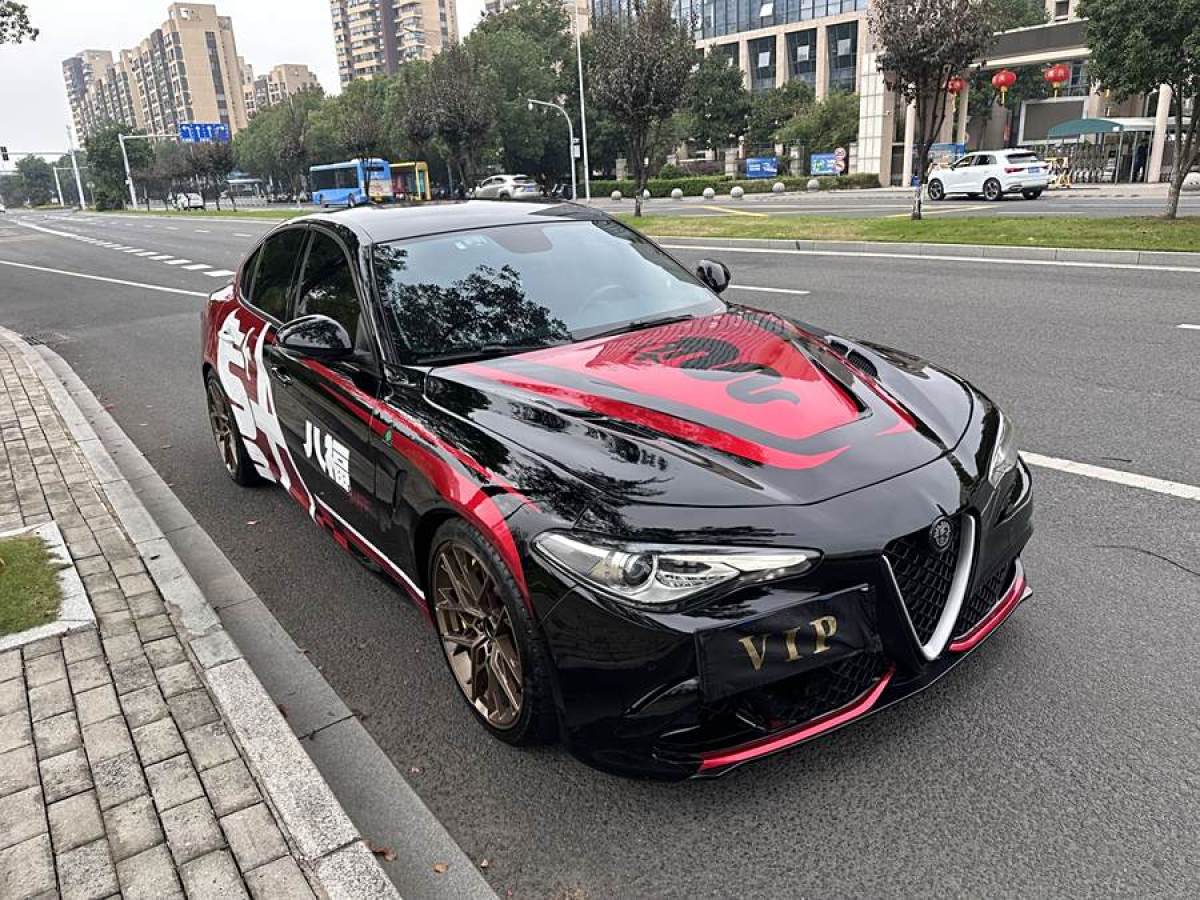 2017年4月阿爾法·羅密歐 Giulia  2017款 2.0T 200HP 精英版