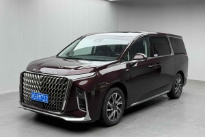 上汽大通MAXUS G90 上汽大通 2.0T 星際七座版