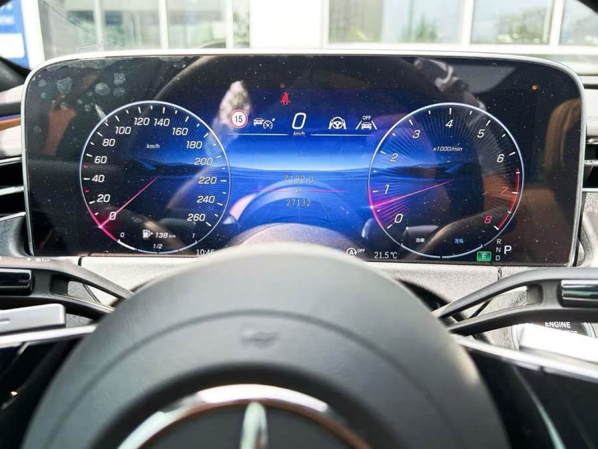 奔馳 奔馳E級  2024款 改款 E 300 L 時尚型圖片