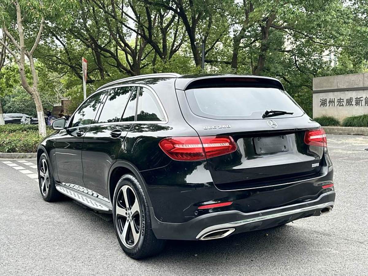 奔馳 奔馳GLC  2018款 改款 GLC 260 4MATIC 豪華型圖片