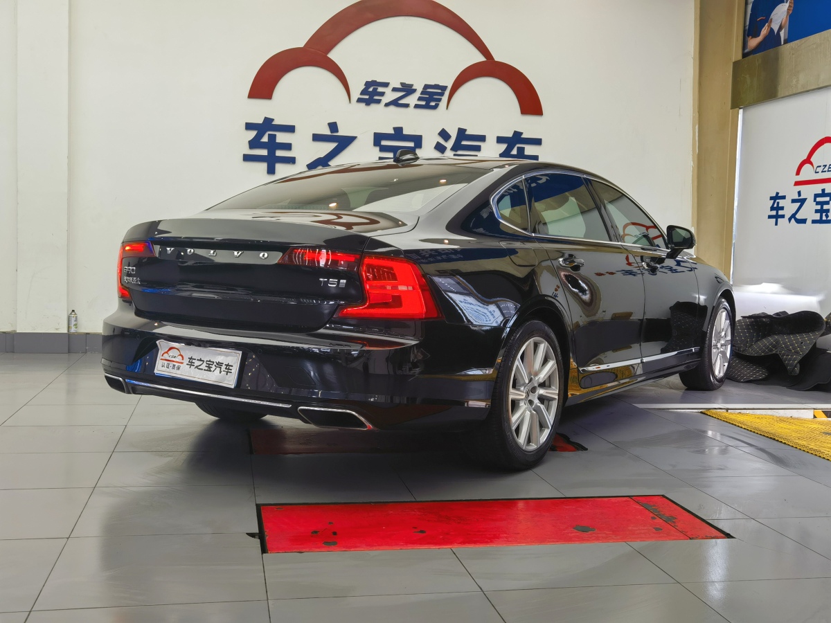 沃尔沃 S90  2020款 改款 T5 智逸豪华版图片