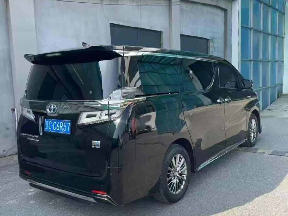 豐田 威爾法 圖片