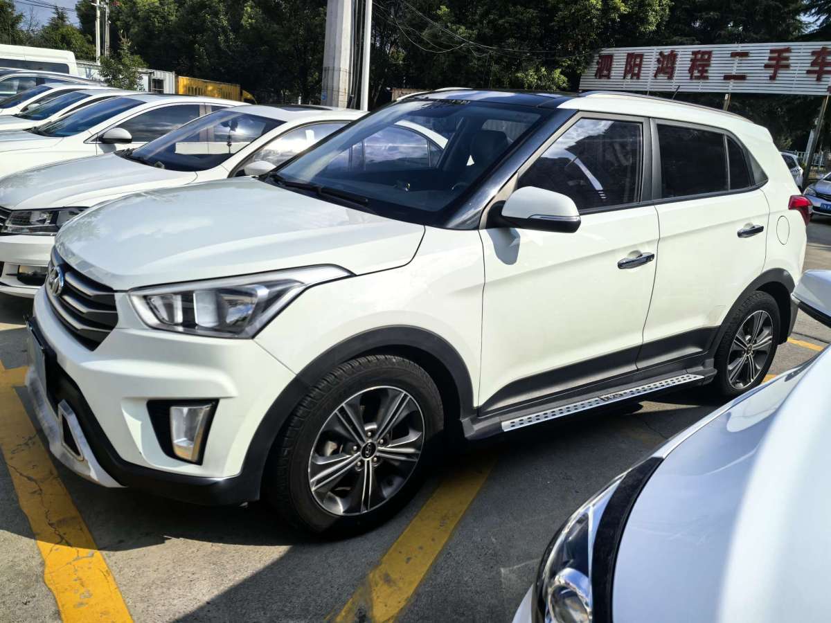 現(xiàn)代 ix25  2015款 1.6L 自動兩驅(qū)智能型GLS圖片