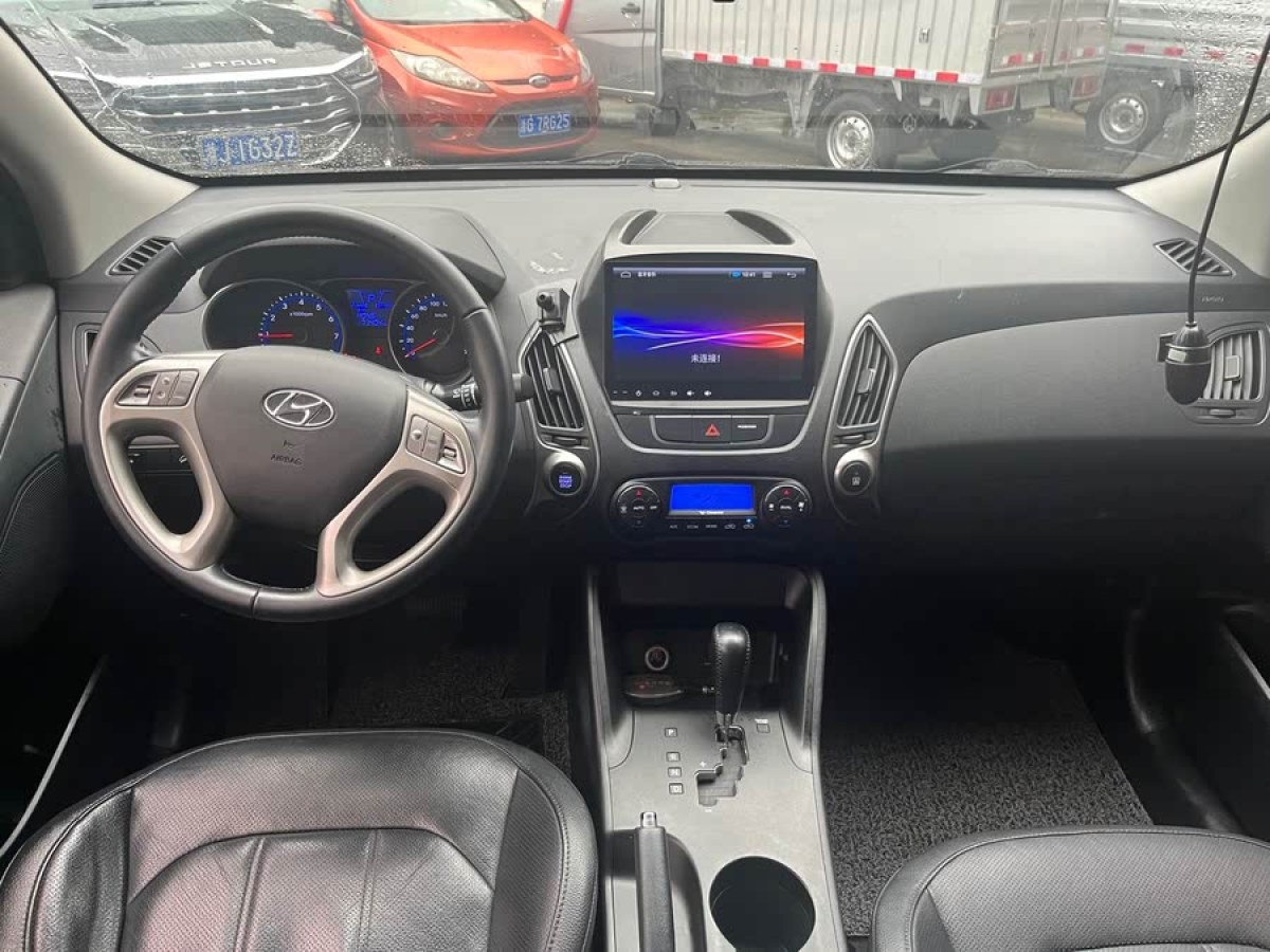 現(xiàn)代 ix35  2015款 2.0L 自動兩驅(qū)智能型 國V圖片