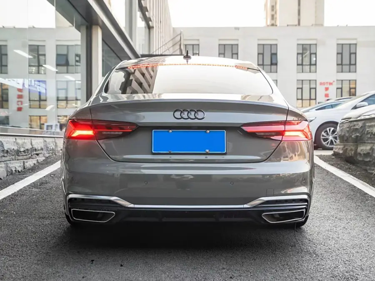 奧迪 奧迪A5  2022款 Sportback 40 TFSI 時尚動感型圖片