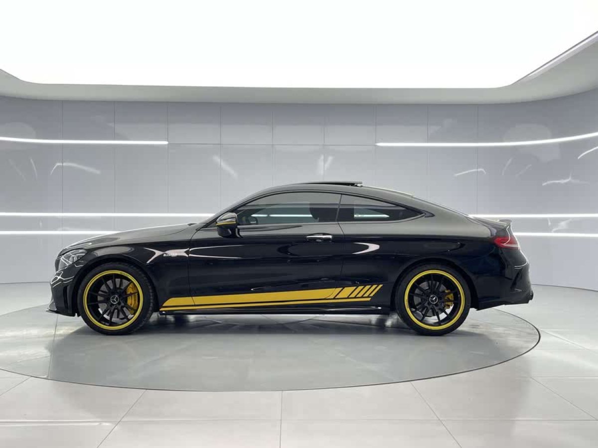 奔馳 奔馳C級(jí)AMG  2019款 AMG C 43 4MATIC 轎跑車圖片