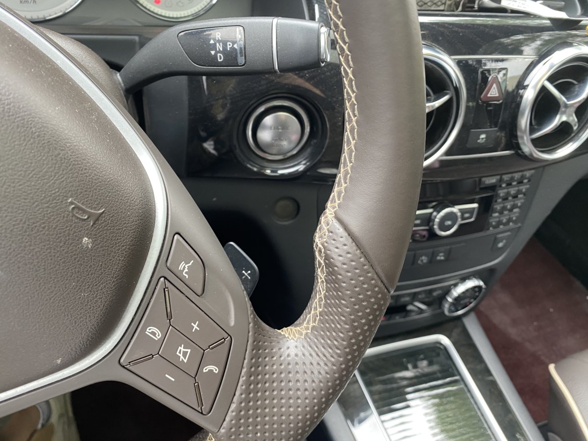 奔驰 奔驰GLK级  2013款 GLK 300 4MATIC 豪华型图片