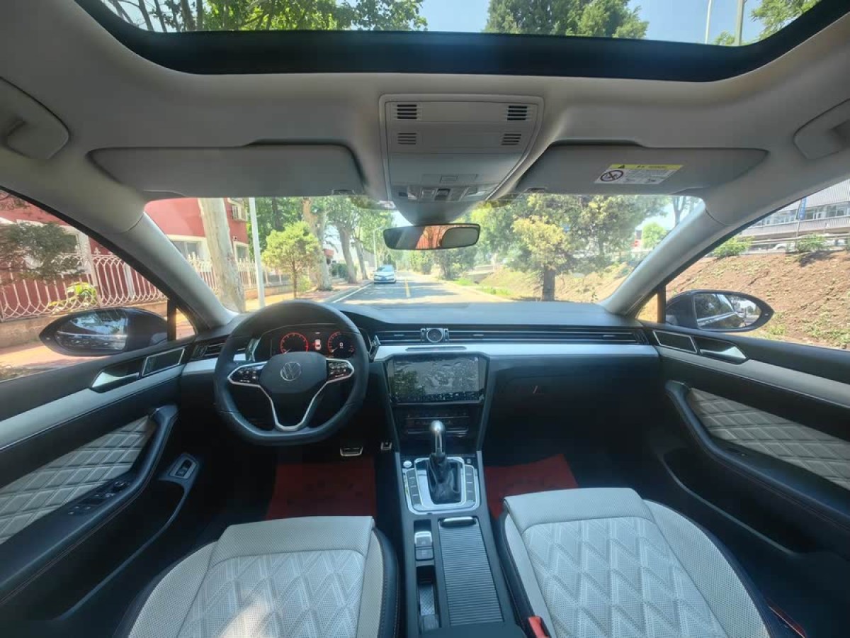 大眾 邁騰  2023款 200萬(wàn)輛紀(jì)念版 330TSI DSG豪華型圖片