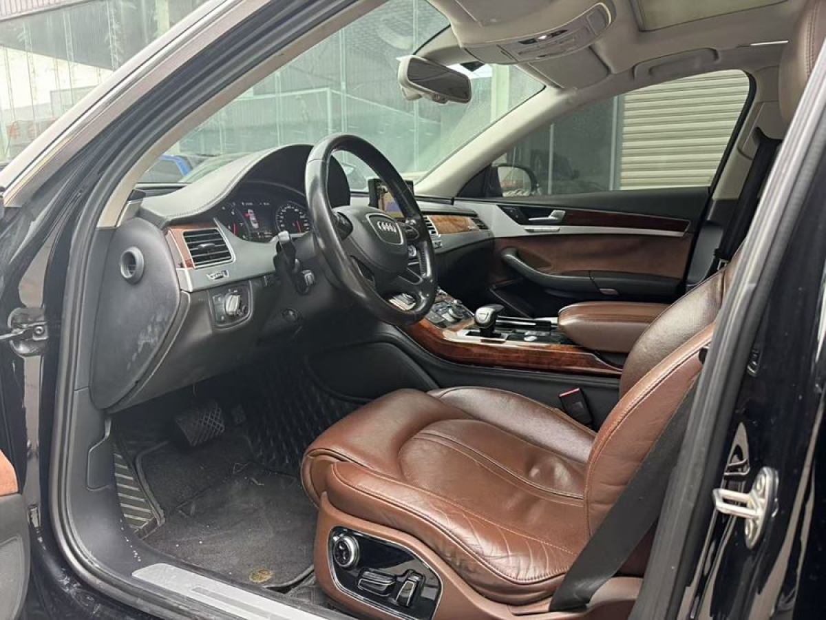 奧迪 奧迪A8  2012款 A8L 45 TFSI quattro豪華型圖片