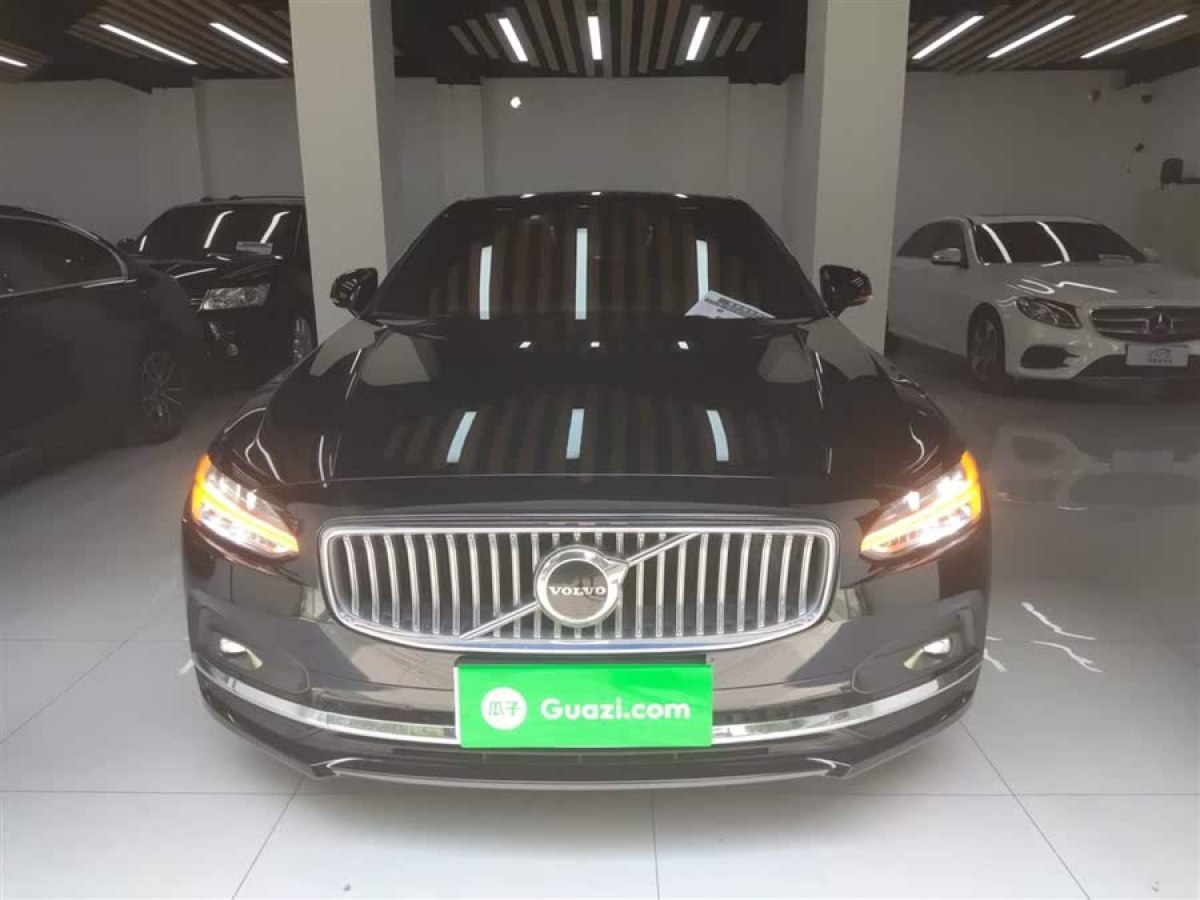沃爾沃 S90  2021款 B5 智逸豪華版圖片