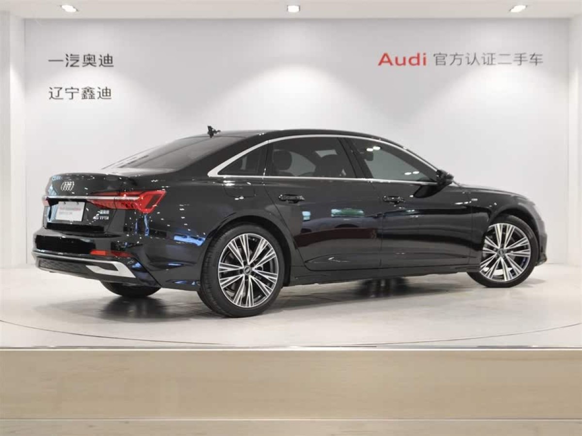 奧迪 奧迪A6L  2023款 改款 45 TFSI quattro 臻選動感型圖片