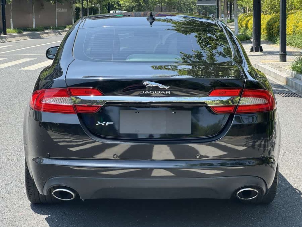 捷豹 XF  2014款 XF 2.0T Style Club限量版圖片