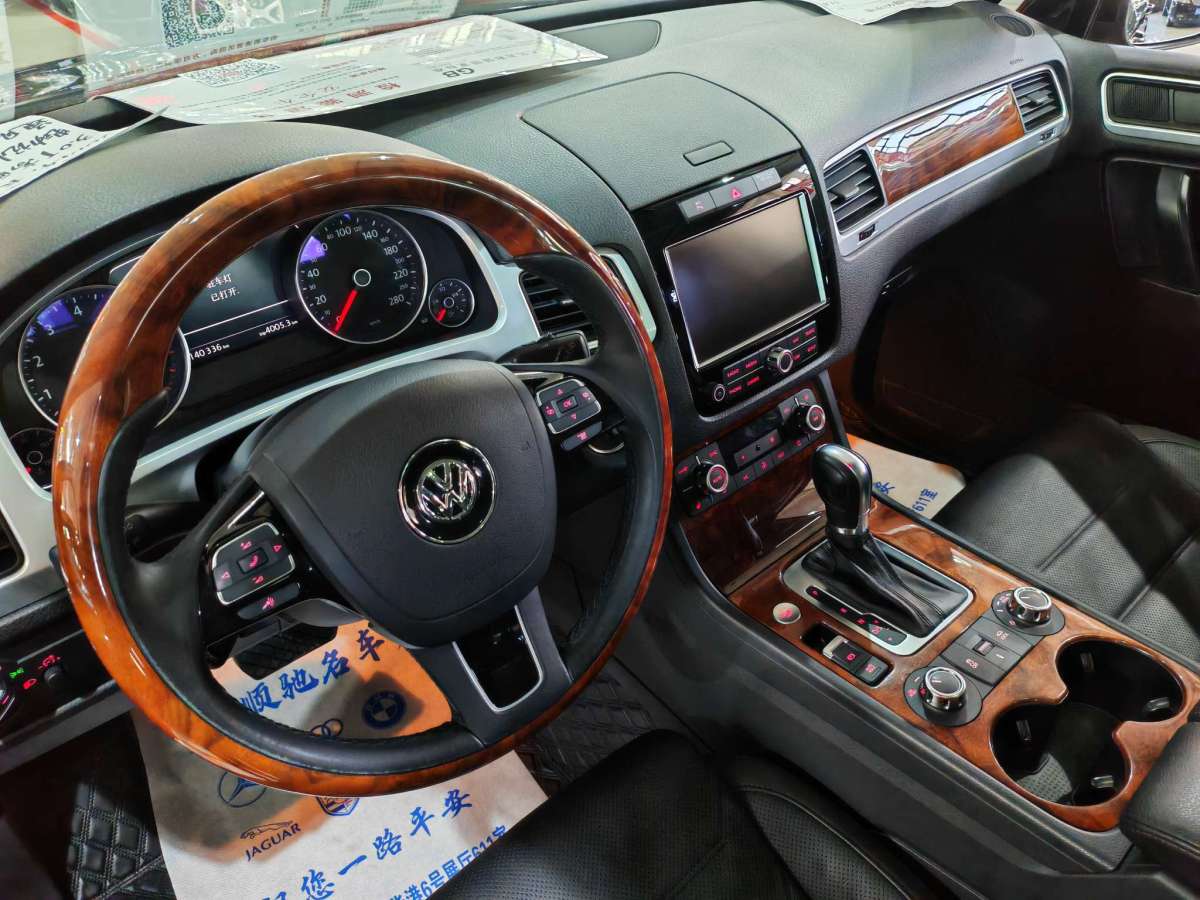 大眾 途銳  2011款 3.0TSI 高配型圖片