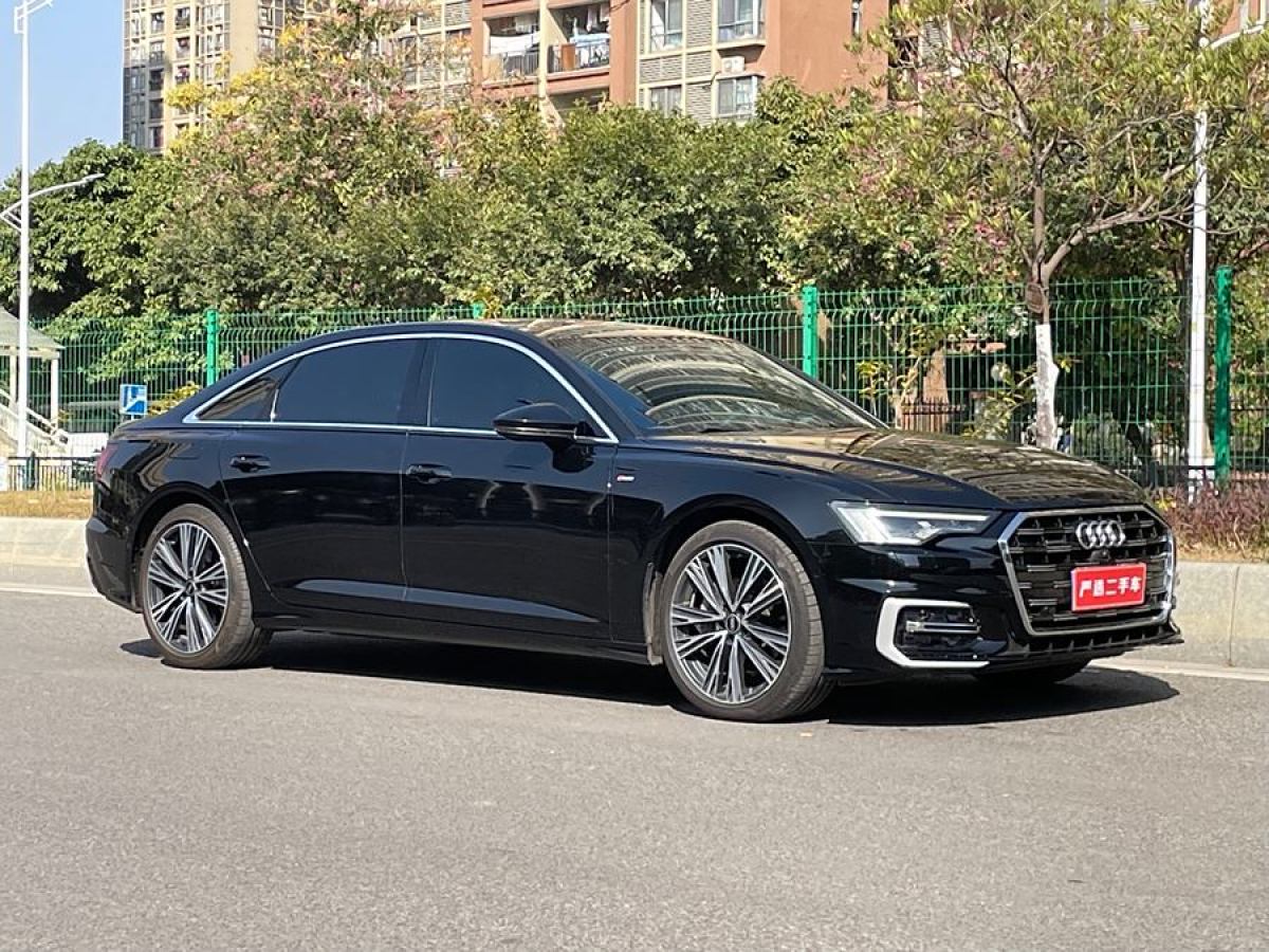 奧迪 奧迪A6L  2023款 改款 45 TFSI quattro 臻選動(dòng)感型圖片