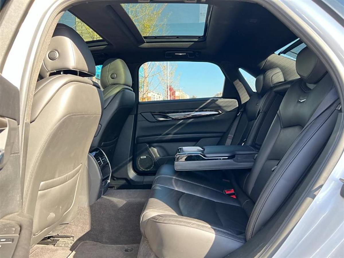 凱迪拉克 CT6  2019款 28T 豪華型圖片