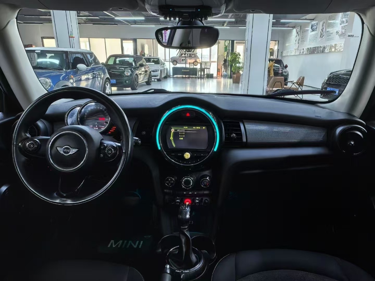 MINI CLUBMAN  2016款 改款 1.5T COOPER圖片