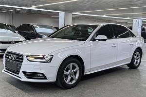 奥迪A4L 奥迪 35 TFSI 自动标准型