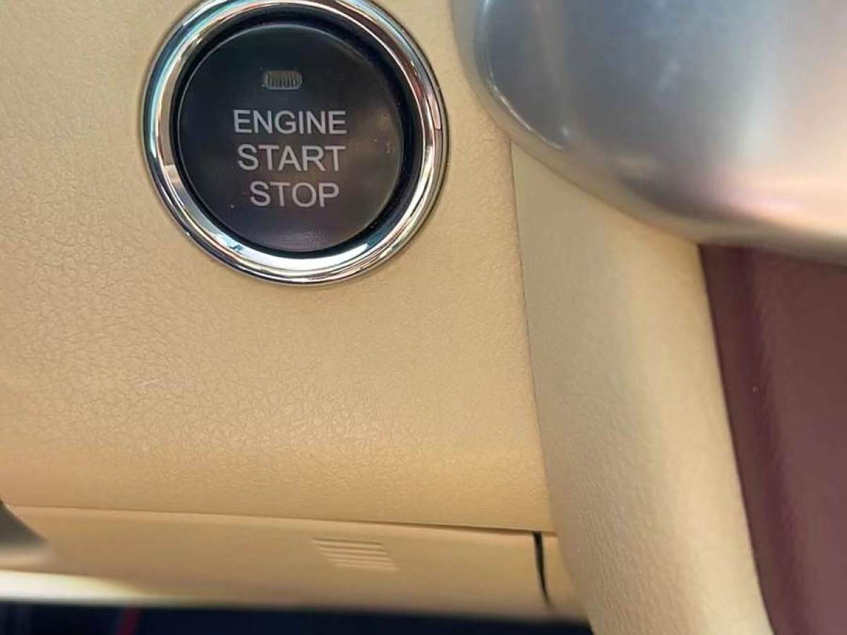 丰田 汉兰达  2015款 2.0T 两驱精英版 7座图片