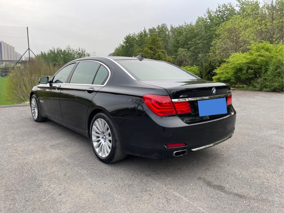 2011年10月宝马 宝马7系  2011款 750Li xDrive