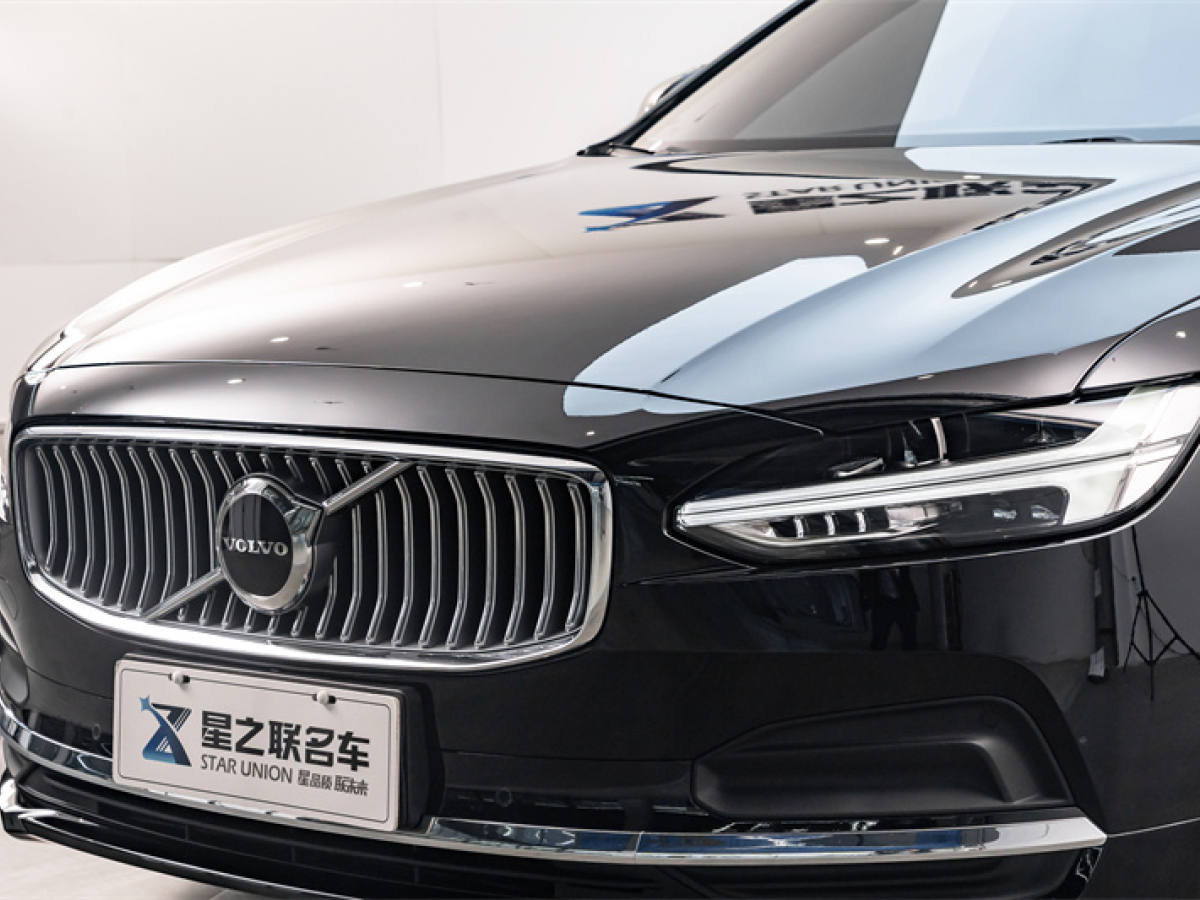 2024年2月沃爾沃 S90  2024款 B5 智遠豪華版