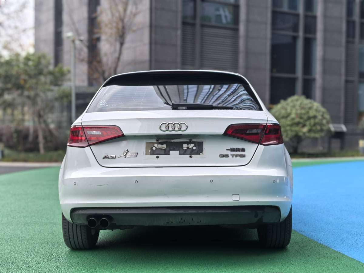 奧迪 奧迪A3  2015款 Sportback 35 TFSI 百萬紀念智領型圖片