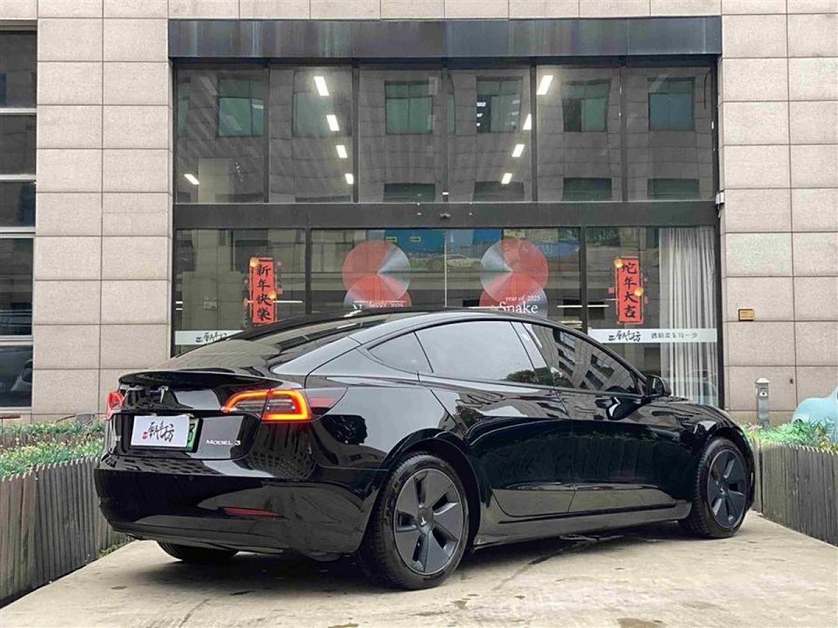 2021年9月特斯拉 Model 3  2021款 標(biāo)準(zhǔn)續(xù)航后驅(qū)升級版 3D6