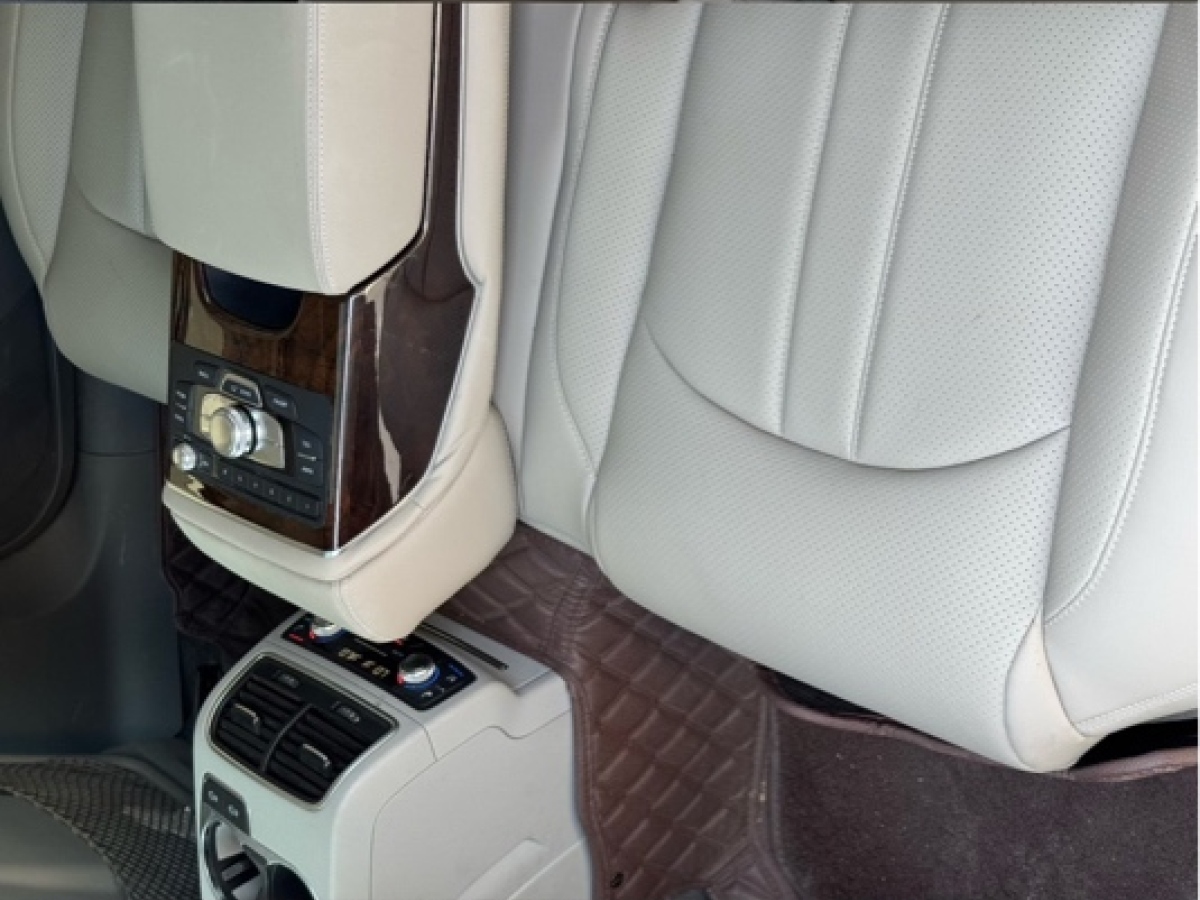 奧迪 奧迪A6L  2012款 35 FSI 舒適型圖片