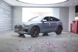 奧迪Q5L Sportback 奧迪 改款 40 TFSI RS套件燃速型