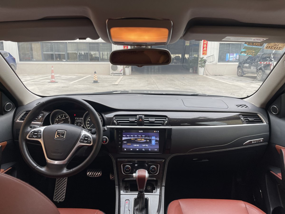 眾泰 T600  2015款 2.0T DCT尊貴型圖片