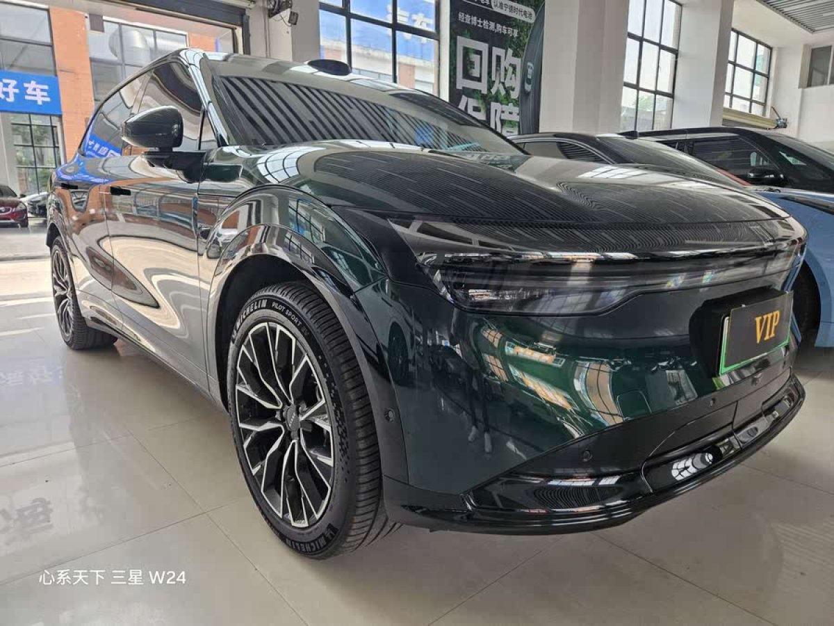 極氪 極氪7X  2025款 75kWh 后驅(qū)智駕版圖片