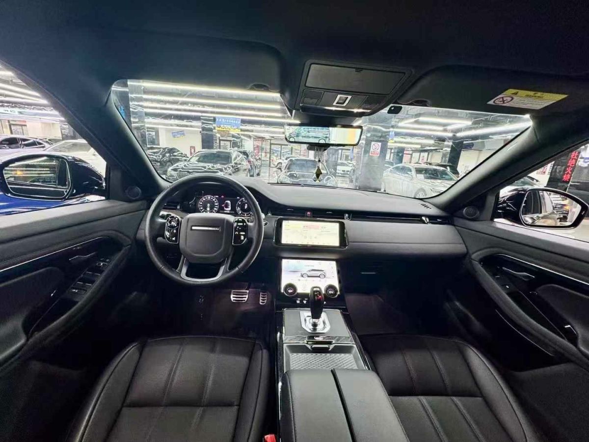 路虎 攬勝極光  2021款 249PS R-DYNAMIC S 曜黑運動版圖片