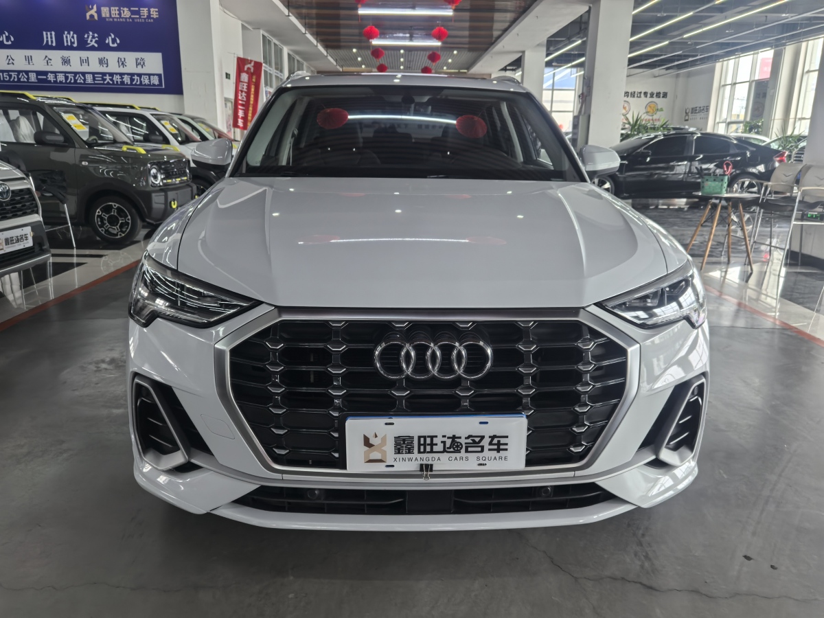 奧迪 奧迪Q3  2024款 35 TFSI 進(jìn)取動(dòng)感型圖片