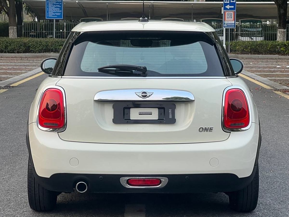 MINI MINI  2016款 1.2T ONE 五門版圖片