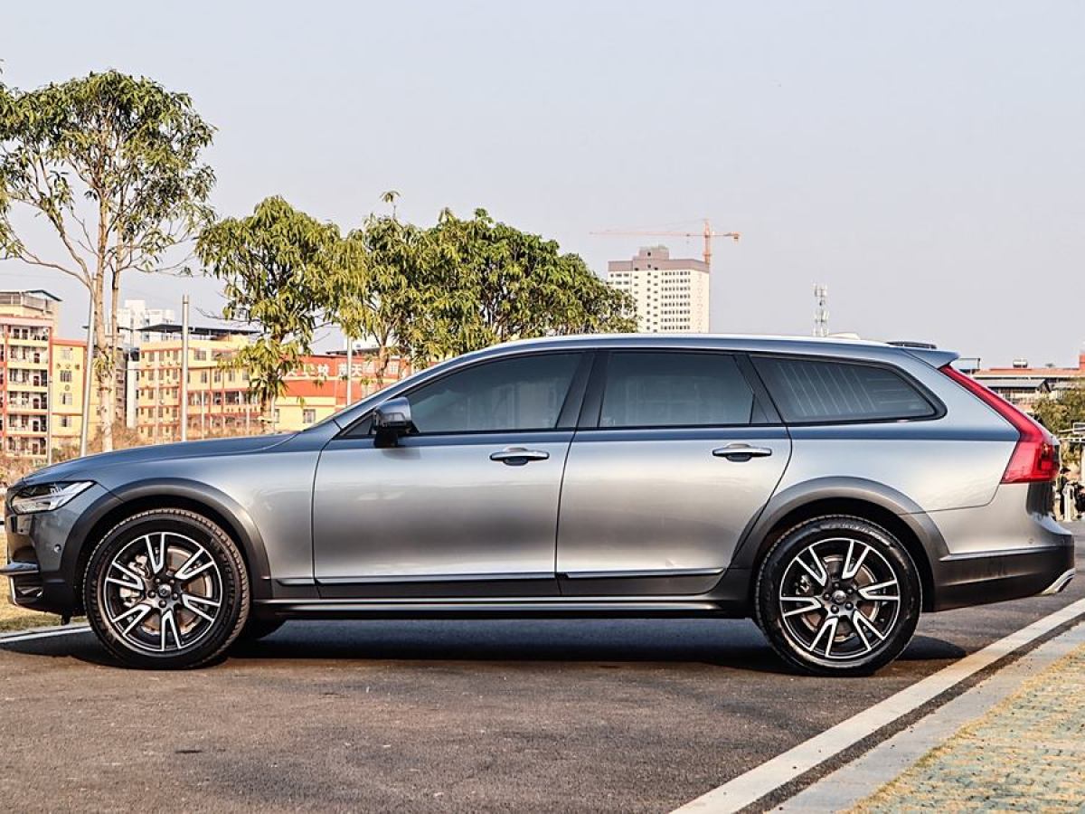 沃爾沃 V90  2019款 Cross Country T5 AWD 智尊版圖片