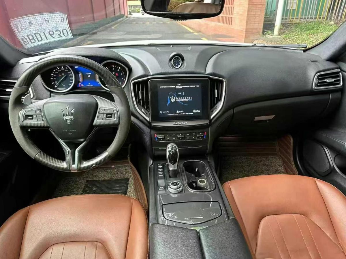 瑪莎拉蒂 Ghibli  2018款 3.0T 標(biāo)準(zhǔn)版圖片